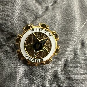 Eastern Star 50 Year Pin gold Sun Burst & White Ring